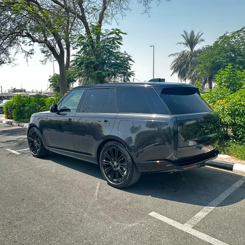 2024 Range Rover Vogue V8 SE P53062930626440449113