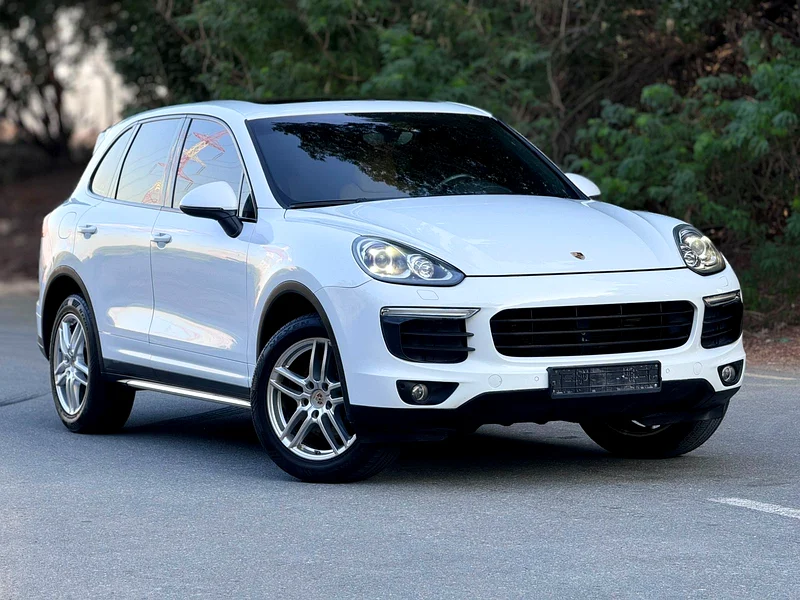 Sharjah / Al Sadu Market for used car trade63150022885635112