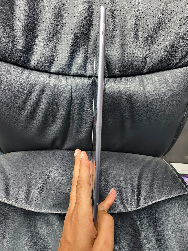 iPad Pro 12.9 Cellular 256 GB with accessories63184728526978114