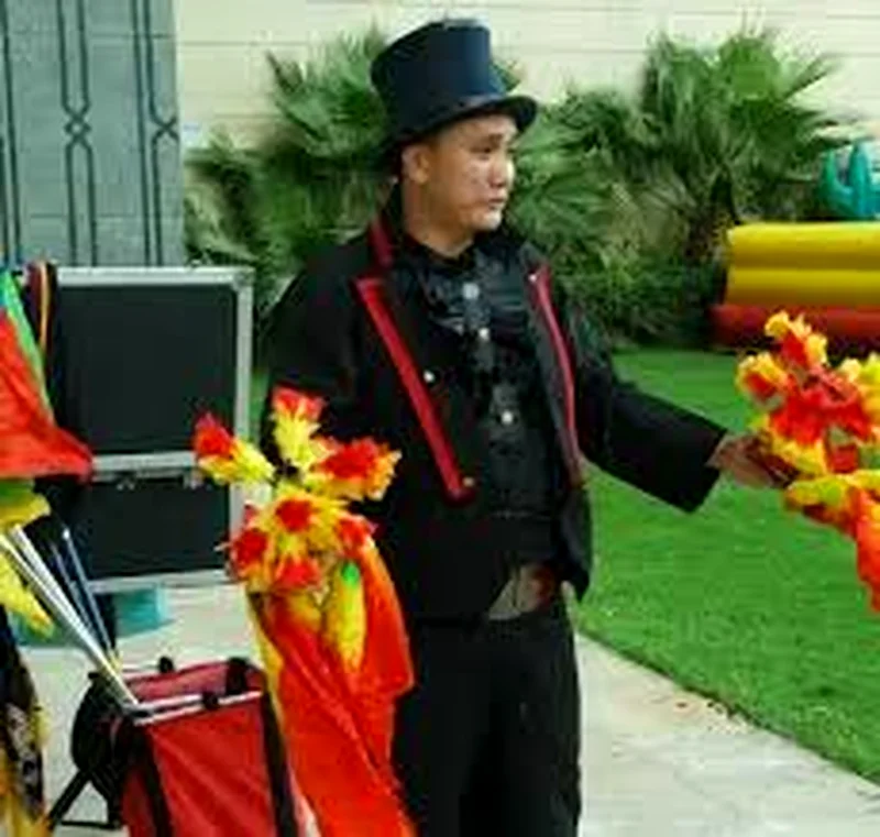 399/- Onwards party host// Dj // Magic show //emcee// bubble show// Decoration// Bartender63222348906113112