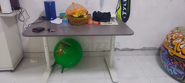 Sturdy and Spacious Study Table for Sale!