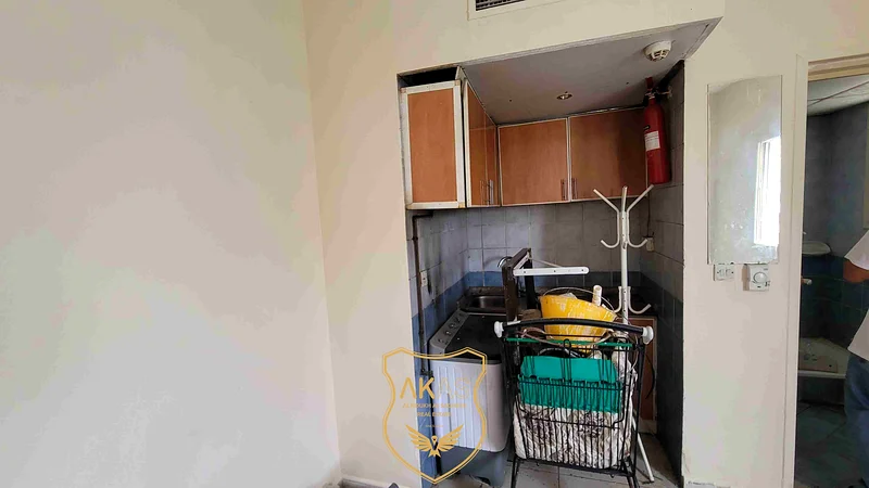 BEST PRICE STUDIO BEHIND TEHSIL FOR FAMILIES CHEAP PRICE ONLY IN 15K62890342566146111