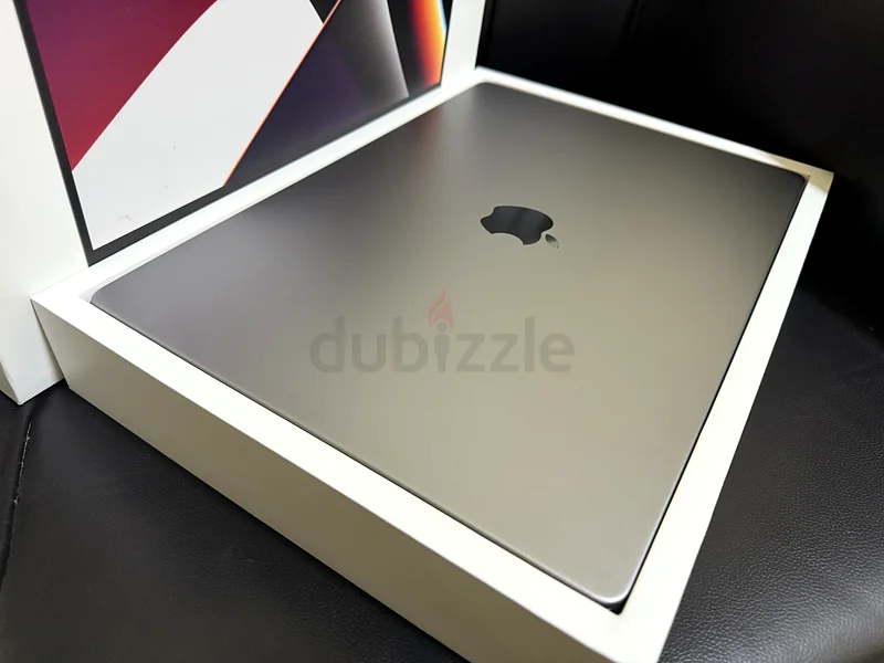 ماك بوك برو 16 بوصة، M1 ماكس، 64 جيجا بايت، 4 تيرابايت، نموذج مخصص62931665861506111