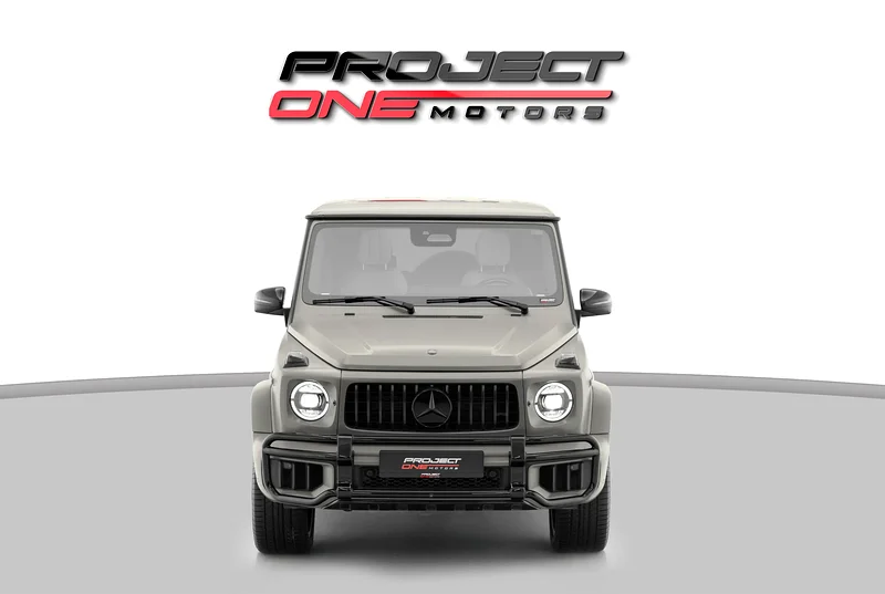 حزمة اللون المزدوجة للون الليلي 2025 مرسيدس بنز AMG G63 مع ضمان غرغش وعقد الخدمة63150481728386111
