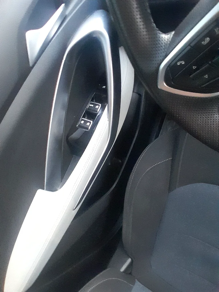 Chevrolet Captiva63173121148802111