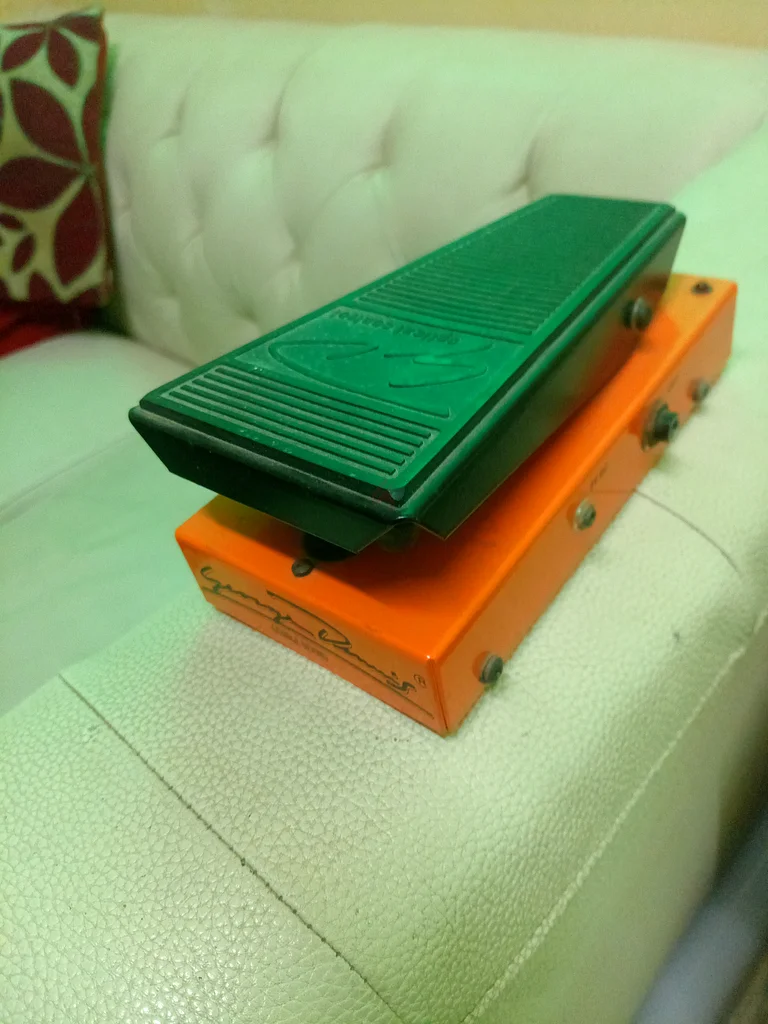 غيتار كهربائي رائع وتركيب مكبر الصوت!63174804567683113
