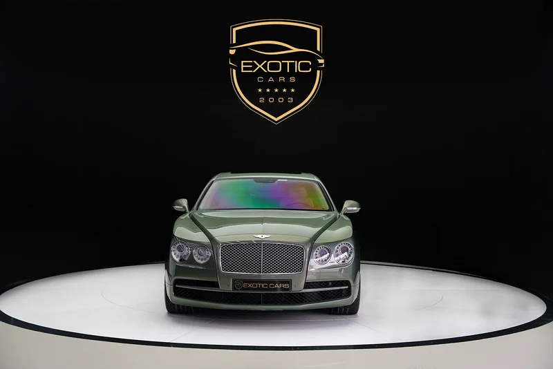 FLYING SPUR V8 | GREEN/BEIGE | GCC | REAR TABLES | SUNROOF | WARRANTY AVAILABLE63154165615617114