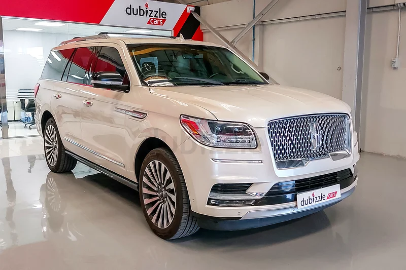 AED 1748/month | 2018 Lincoln Navigator Reserve | GCC Specs | Ref#32240663139219366531110