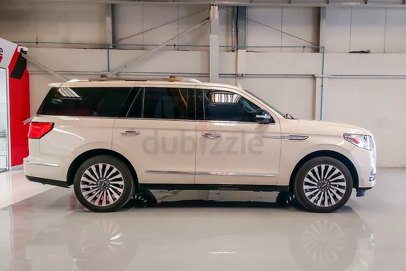 AED 1748/month | 2018 Lincoln Navigator Reserve | GCC Specs | Ref#32240663139219366531113