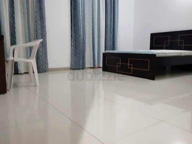 غرفة فاخرة ديلوكس قياسية عادية للمحترفين التنفيذيين والعائلات63314443993091112
