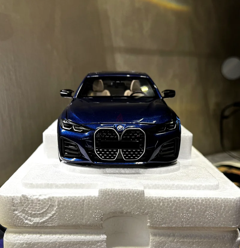 BMW 4 Series Grand Coupe By Minichamps Scale 1:18628647076231691129