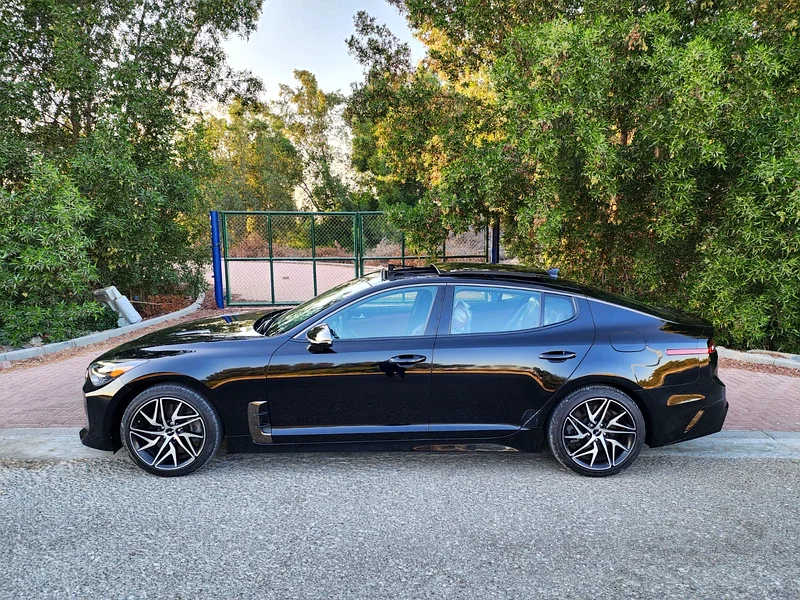 Kia Stinger V4 2.5 Turbo GT Line 2023 model, imported to America, fully optional, in excellent condition63171745003267113