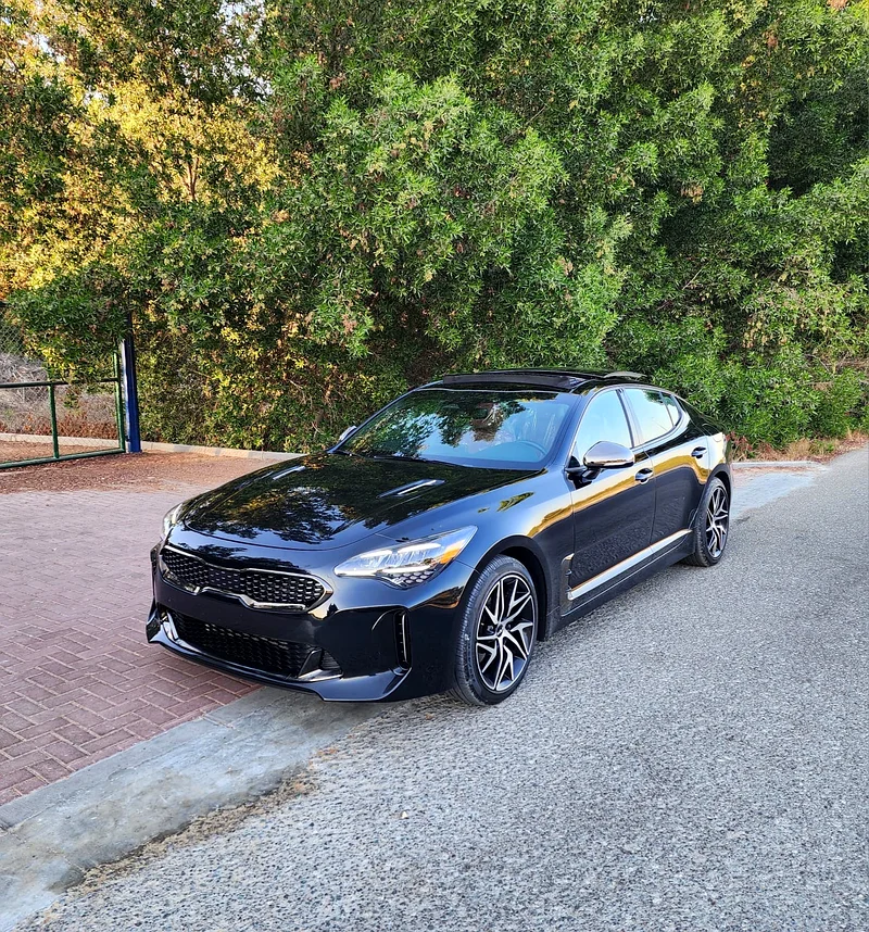 Kia Stinger V4 2.5 Turbo GT Line 2023 model, imported to America, fully optional, in excellent condition63171745003267111