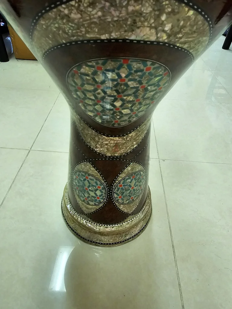 طبلة سنباطي للمحترفين، صناعة مصرية، مزينة بصدف العروسيك والجوز التركي.63231196475523111