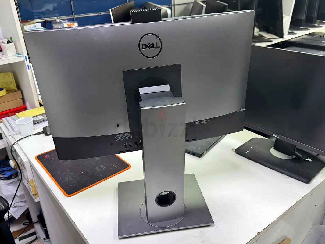 Dell optiplex 7480 i7 10th generation63255537621635111