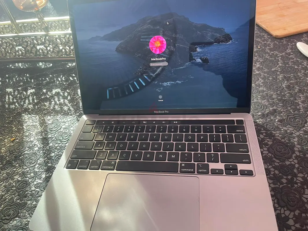 MacBook pro 1363254489044611110