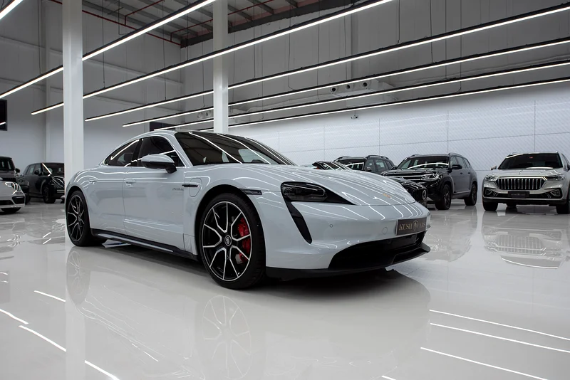 2024 Porsche Taycan 4S Sports Saloon Under Porsche Warranty63157885035010111