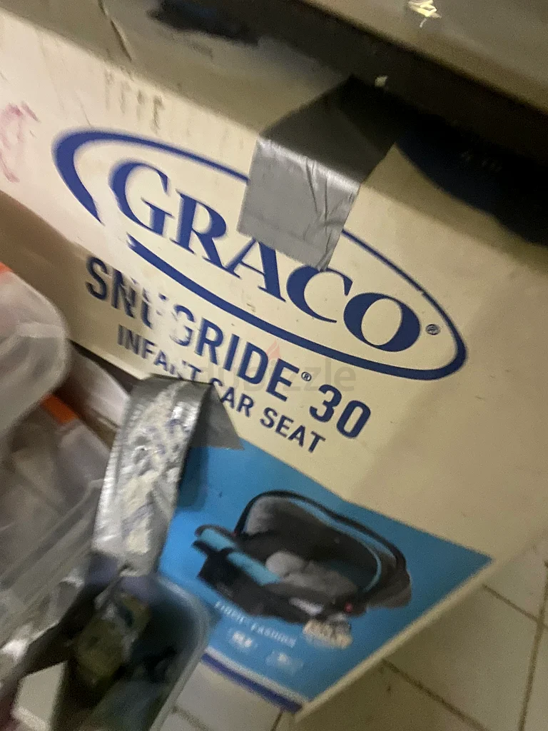 Graco Snugride 30 Infant car seat63203187194114112
