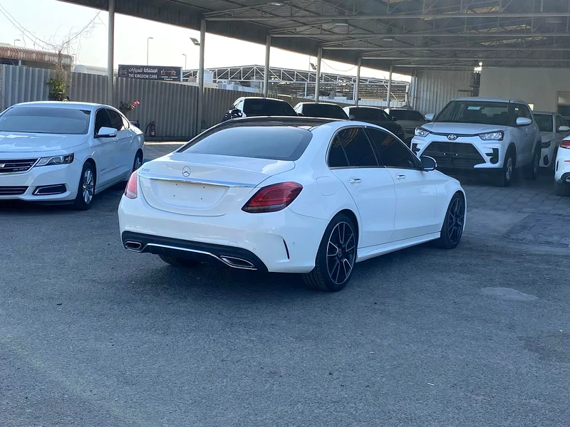 Mercedes C200... Model 2020... GCC specifications... Super clean63230138524163114