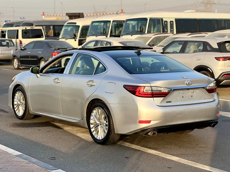 2015 Lexus ES 35063169917969665114