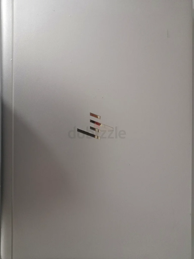 كمبيوتر محمول من HP للبيع - بحالة رائعة!63256602709506111