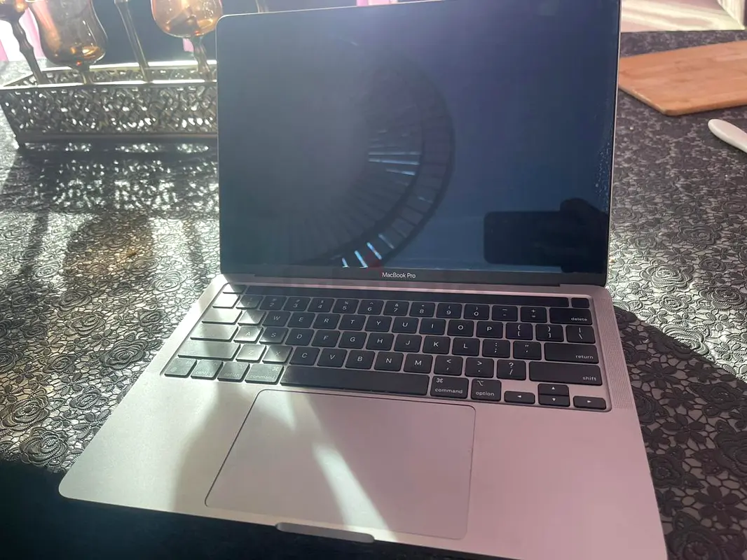 MacBook pro 1363254489044611114