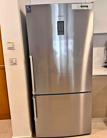 Siemens Bottom Freezer Refrigerator Excellent condition