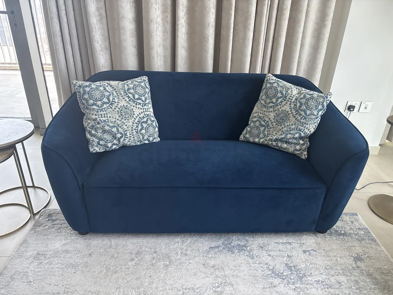 Stylish Blue Sofas for your Living Room62863825145090111