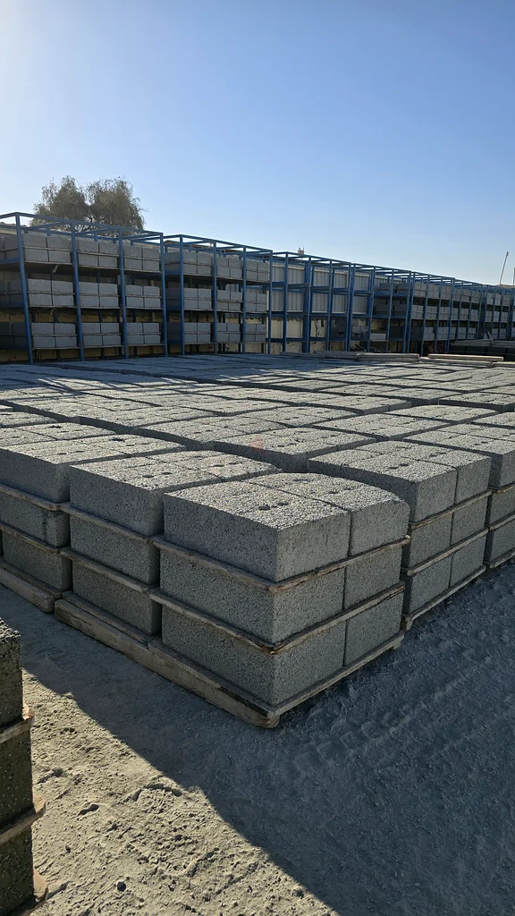 Concrete Blocks63219835877762111
