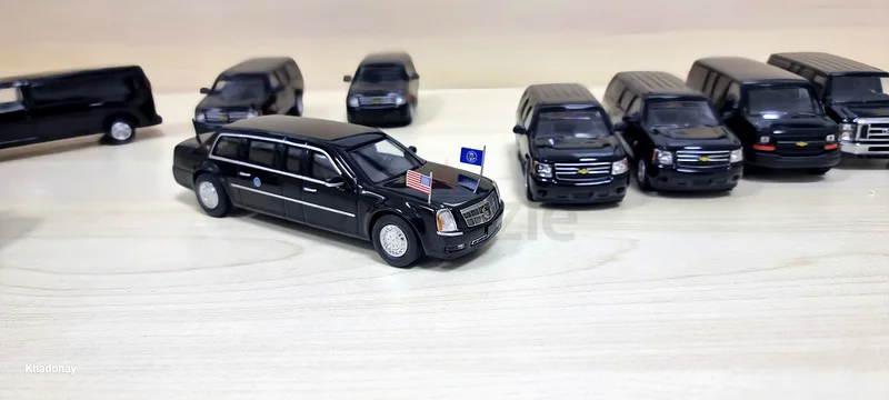 US Presidential Motorcade 1/64 Diecast63226783334914111