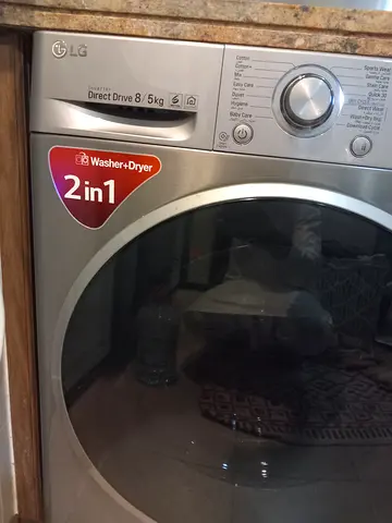 LG 8kg washer 5kg dryer 2 in 1 model excellent condition for sale