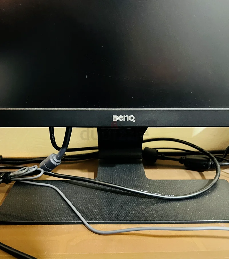 24 inch IPS Benq with BOX63258663371009111
