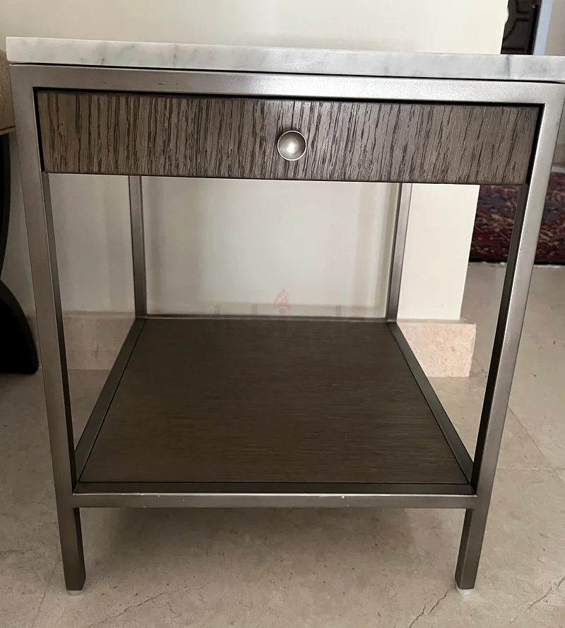 Side table with drawer63179386392066111