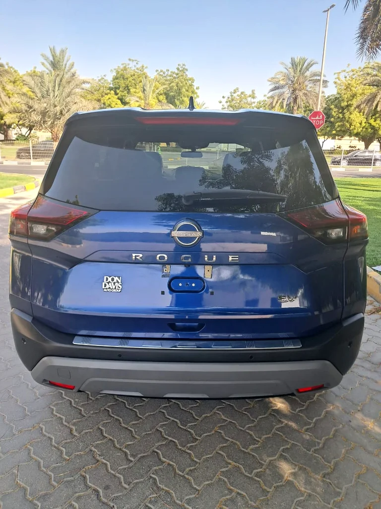 نيسان روج SV رقم 67467963228274541698113