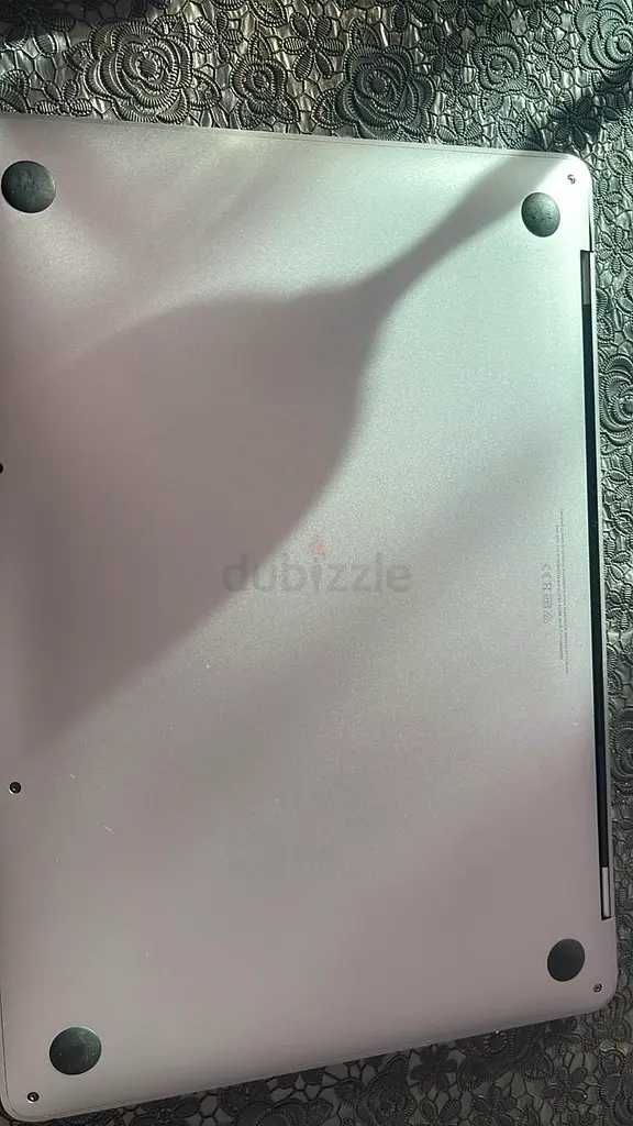 MacBook pro 1363254489044611113