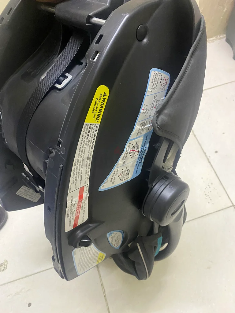 Graco Snugride 30 Infant car seat63203187194114111
