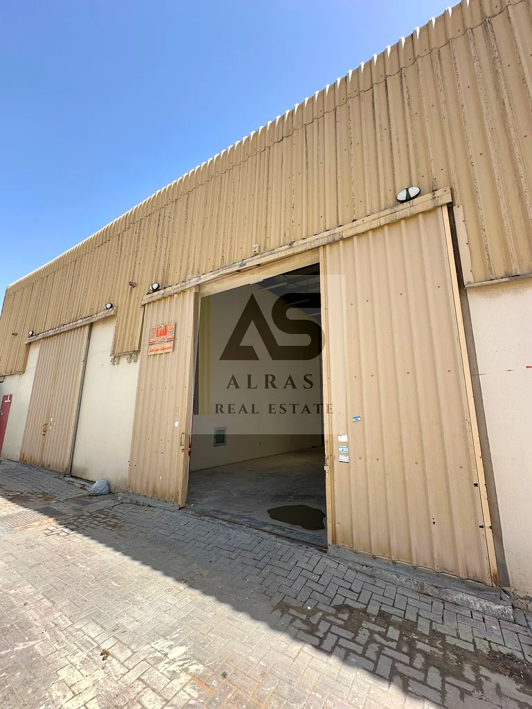 2900 SQ FT Warehouse for Rent | Nearby Emirates Road62868802053379113