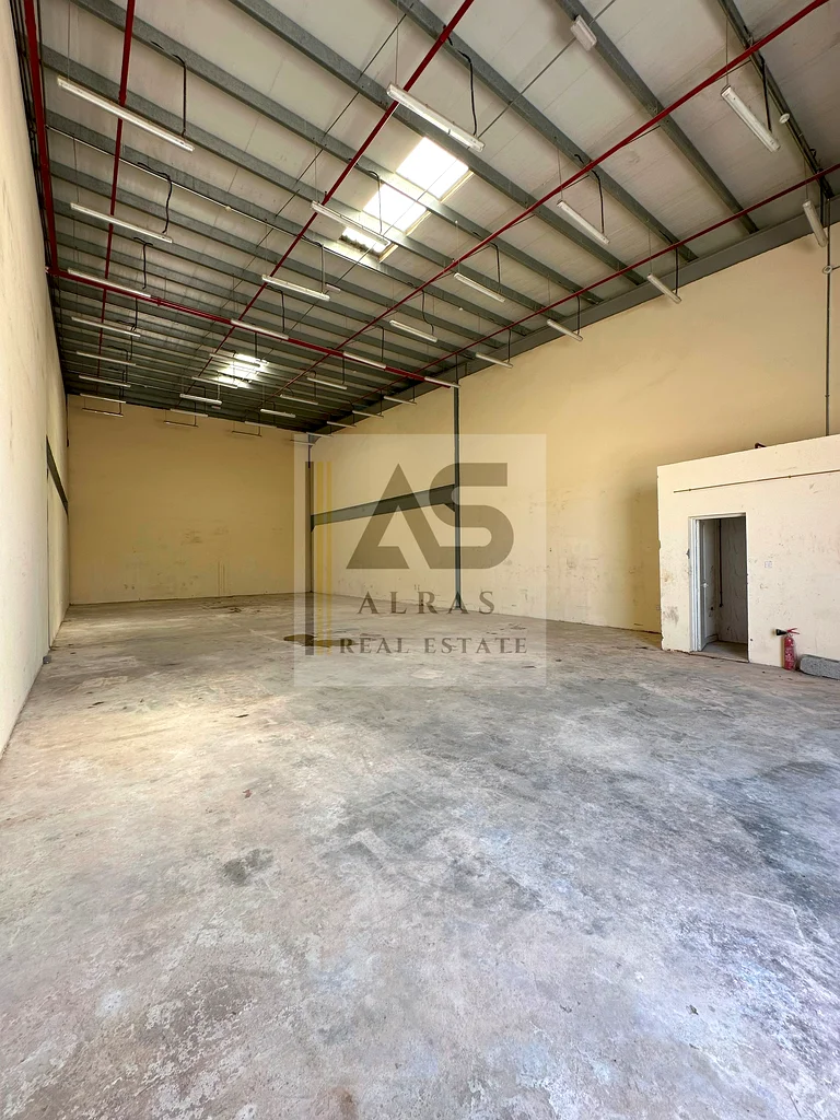 2900 SQ FT Warehouse for Rent | Nearby Emirates Road62868802053379112