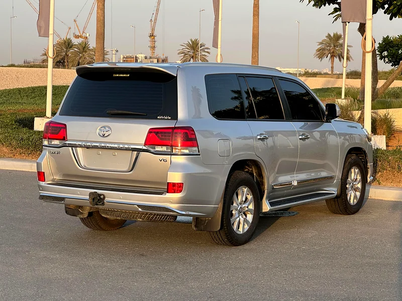 Toyota Land Cruiser GXR 2018 GCC63140688419458114