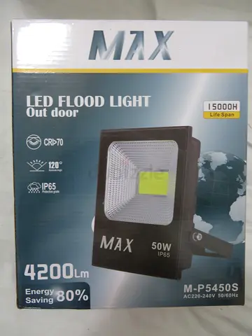 OUTDOOR LED FLOODLIGHT 4200LUMENS