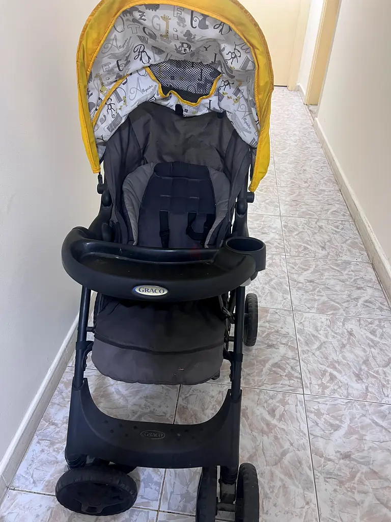 Lightweight and Versatile Baby Stroller for Sale!