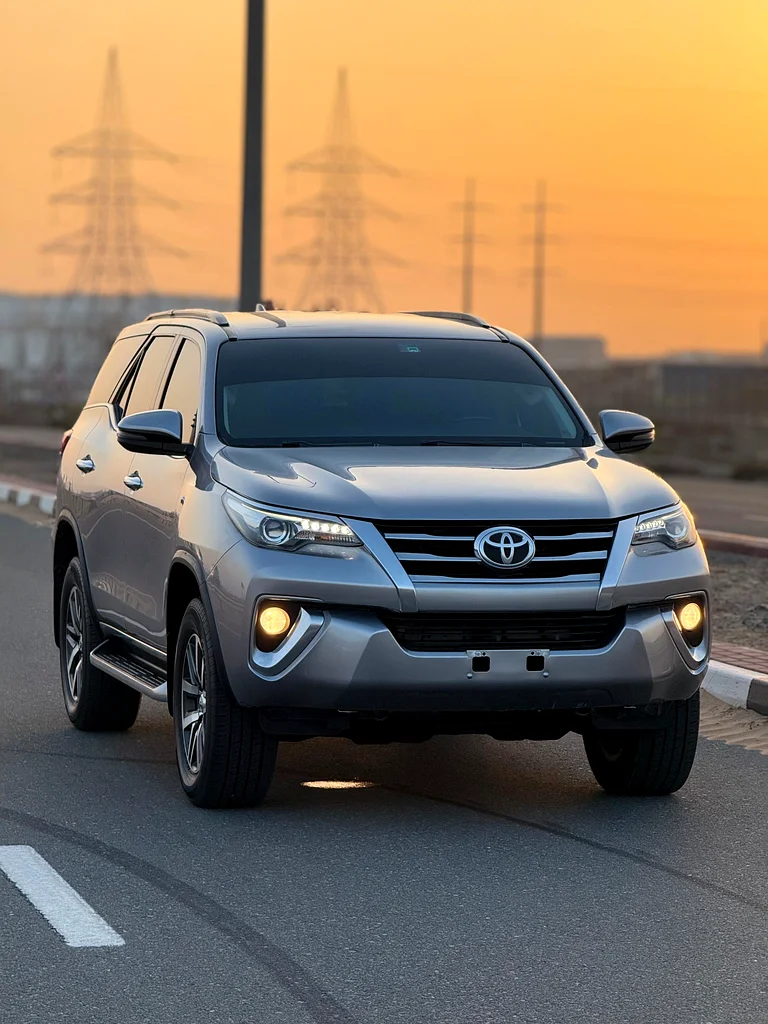 Toyota Fortuner VXR 202063137801697666111