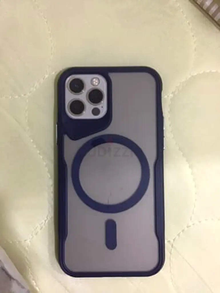 جراب أنيق لهاتف iPhone 12 Pro متوافق مع تقنية MagSafe!