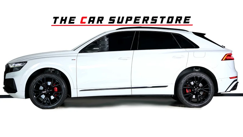 2019 - AUDI Q8 S-LINE - GCC - IMMACULATE CAR63150948124545114