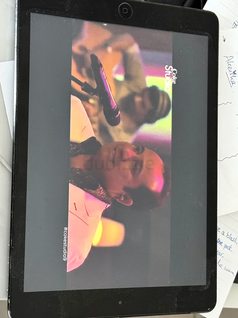 جهاز iPad Air بسعة 32 جيجابايت للبيع63214895591939113
