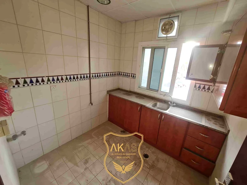 Spacious 1-Bedroom Apartment with Free Sand Parking62890342595075113