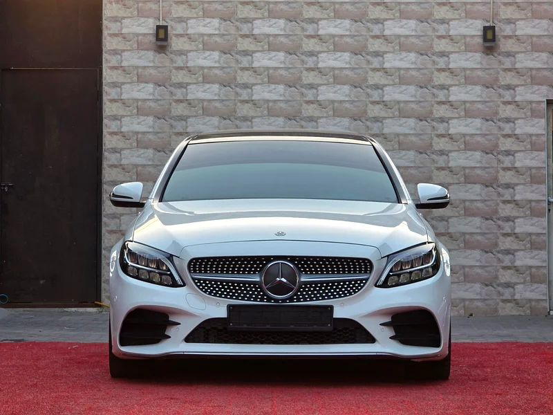 Mercedes C200 EMC  
Model: 2020  
Mileage: 109,000 km  
Price: 99,000 AED  
Gulf specifications632306529971211122