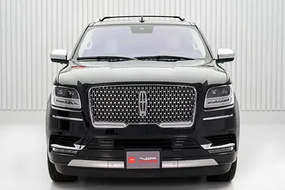 صورة 2 لـ 2021 Lincoln NAVIGATOR