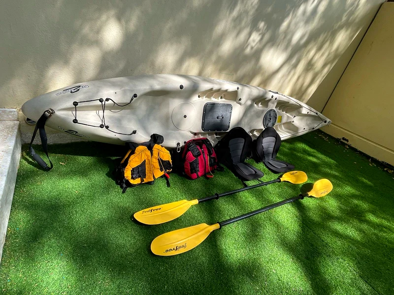 Kayak with trailer63235109756929112