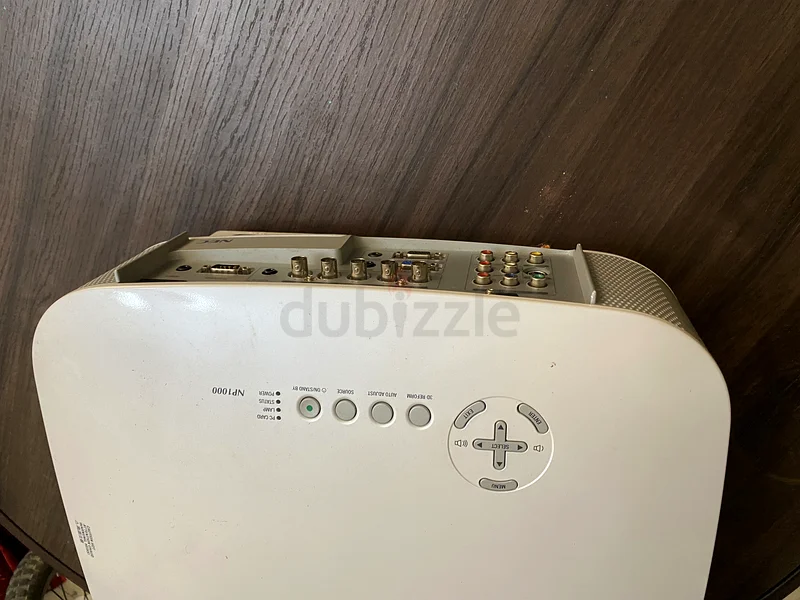 Projector63265106727298114